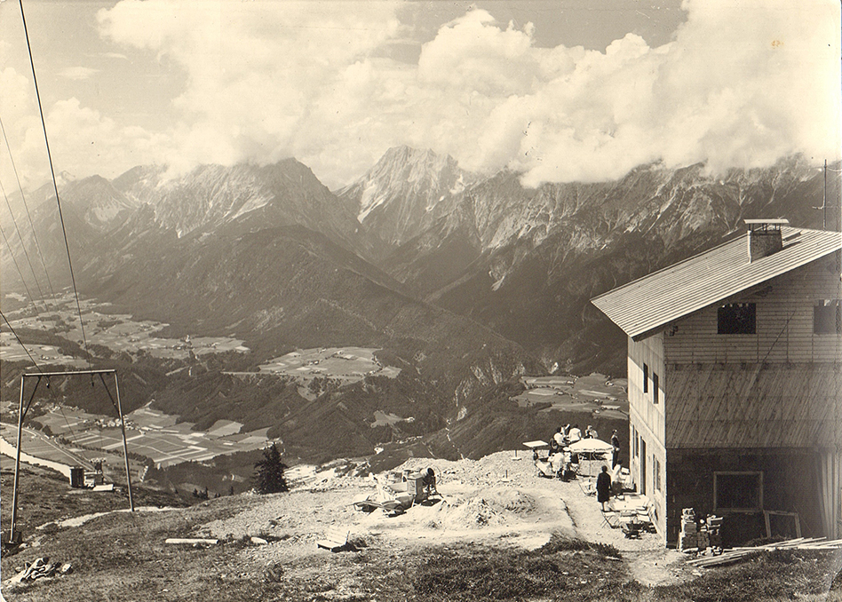 Bau des Hecherhauses 1952